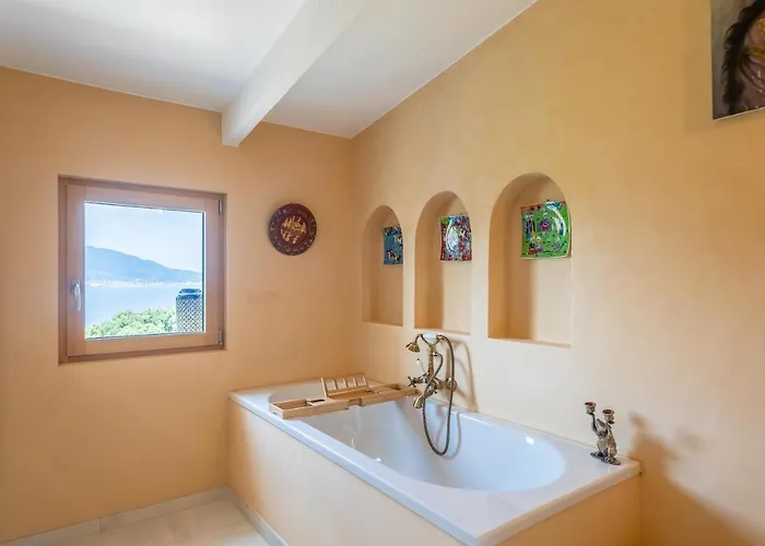 U Tempu Persu וילה